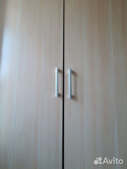 Шкаф платяной для одежды