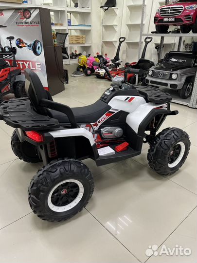 Детский квадроцикл на аккумуляторе
