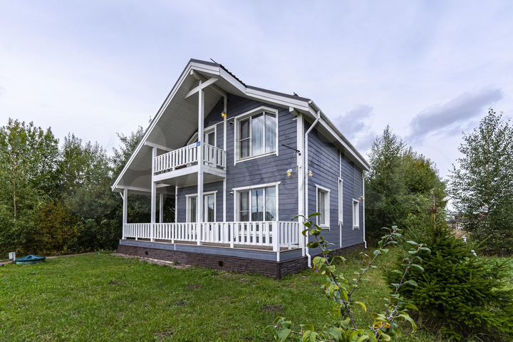 Дом 145 м² на участке 6,5 сот.