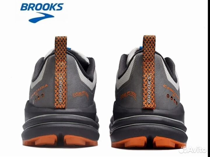 Кроссовки Brooks новые мужские