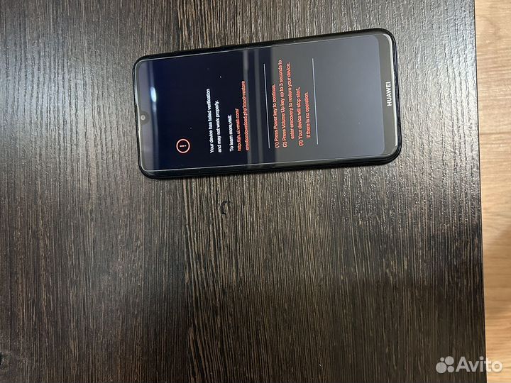 HUAWEI Y7 (2019), 3/32 ГБ