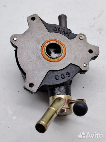 Насос вакумный