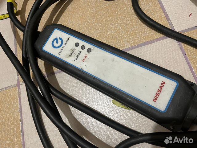 Оригинальное Зарядное устройство для электромобиля