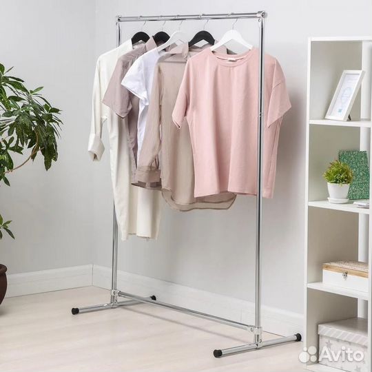 Вешалка для одежды напольная