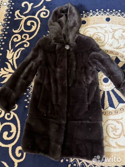 Продаю норковую шубу Очень в хорошем состоянии