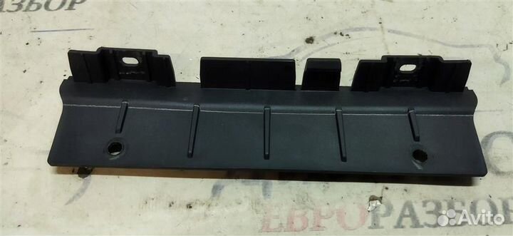 Кронштейн (сопут. товар) VW Passat (B6) 2005-2010