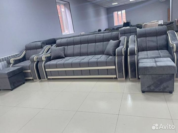 Диван в офис