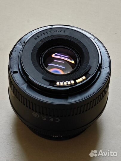 Объектив Canon EF 50mm 1.8 II + UV фильтр