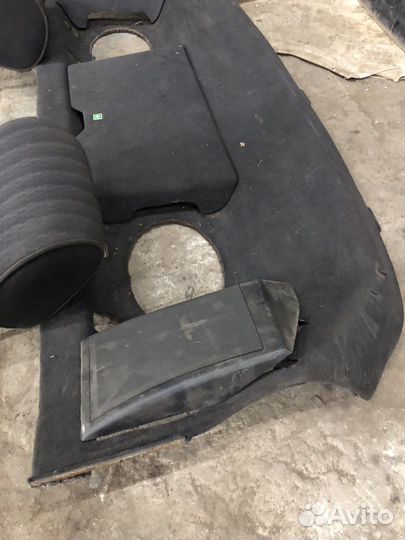 Задняя полка с подголовниками mercedes 124