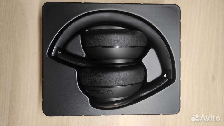 Беспроводные наушники Soundcore Q10i