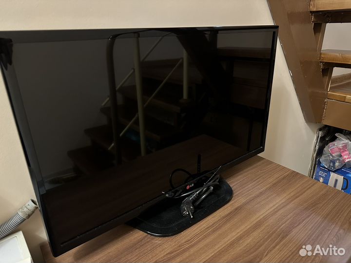 Телевизор LG 32