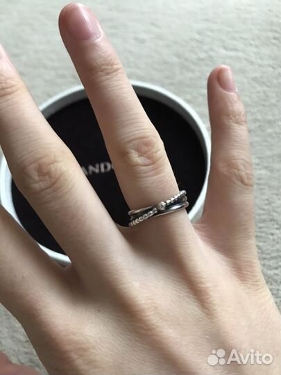 Кольцо Pandora с бриллиантиком