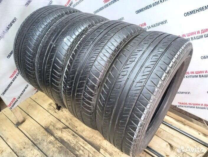 Dunlop Grandtrek ST20 235/65 R17 106P