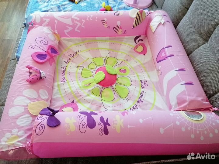 Манеж с надувными бортиками