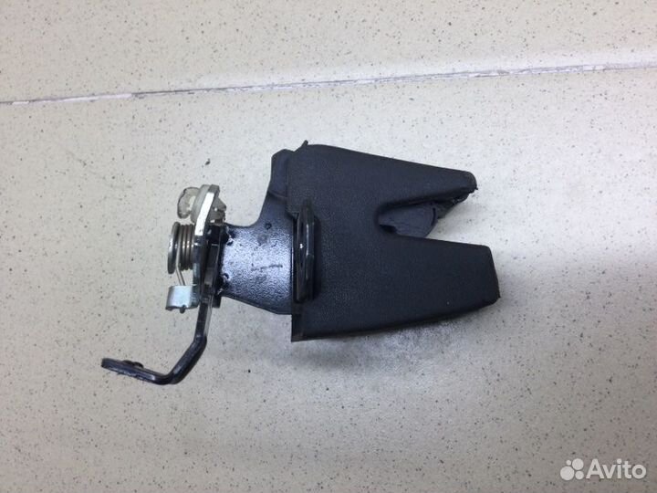 Замок двери распашной левый Volkswagen Caddy BST