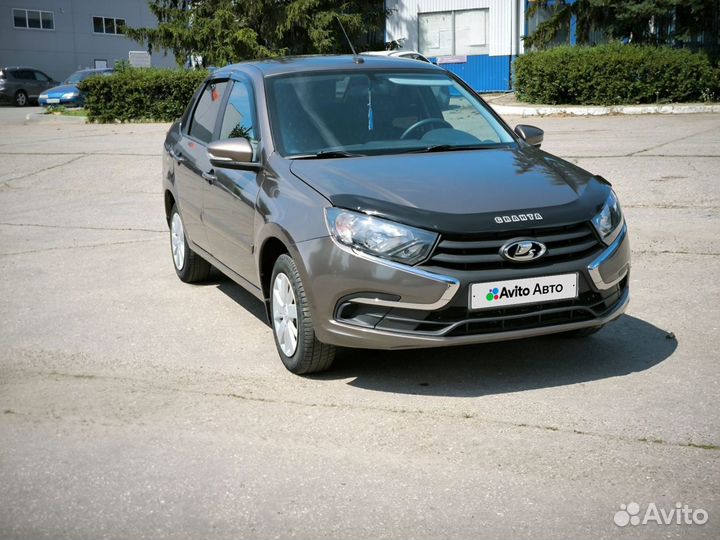 LADA Granta 1.6 МТ, 2019, 100 000 км