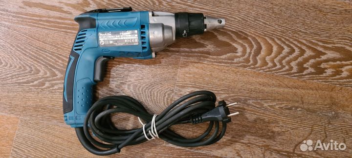 Makita дрель для гипсокартона fs2300