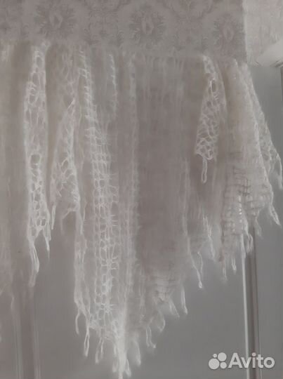 Косынка из козьева пуха (новая)