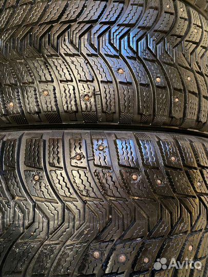 Michelin X-Ice North 3 235/55 R17