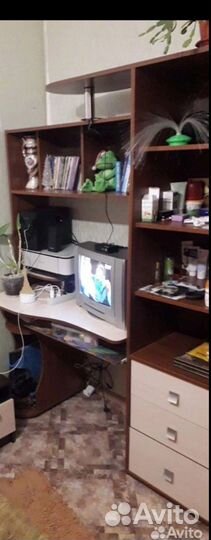 Компьютерный стол