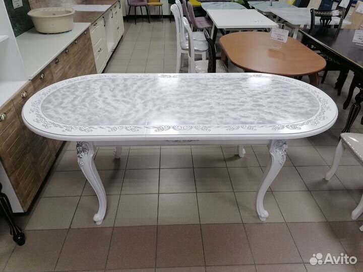 Стол обеденный новый 