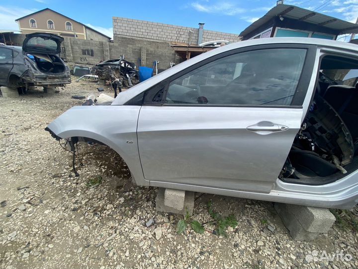 Дверь на hyundai solaris