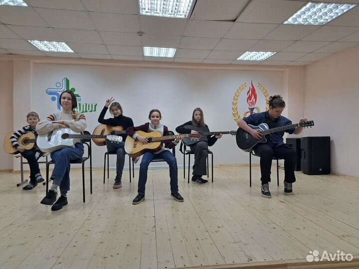 Педагог укулеле, гитара, вокал