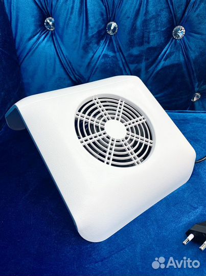 Пылесос для маникюра