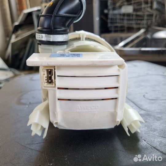 Циркуляционный насос для посудомойки Zanussi