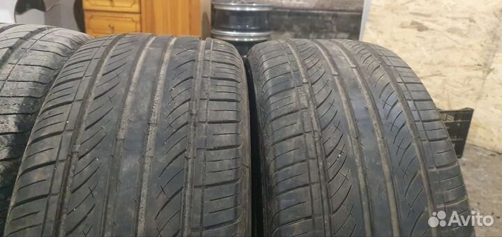 CrossLeader DH01 215/55 R16