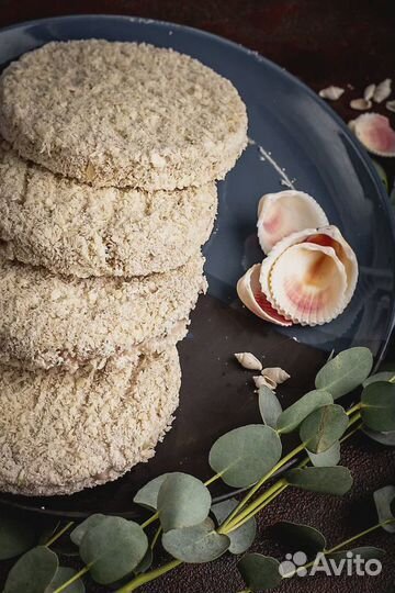 Котлеты из кальмара и приморского гребешка