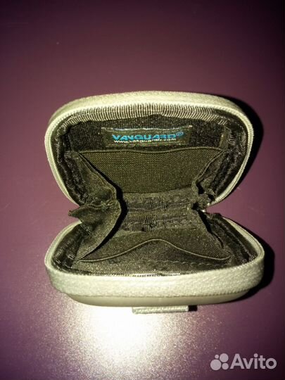 Чехол (бокс) для наушников, карт памяти, сим карт