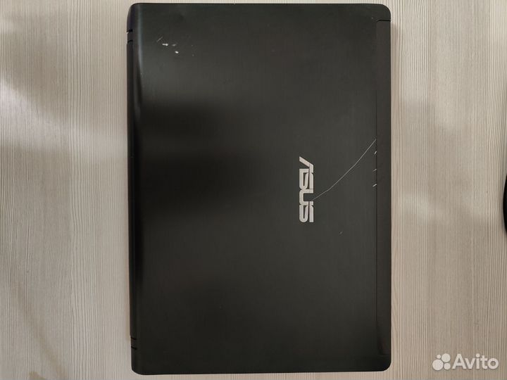 Asus ul80v