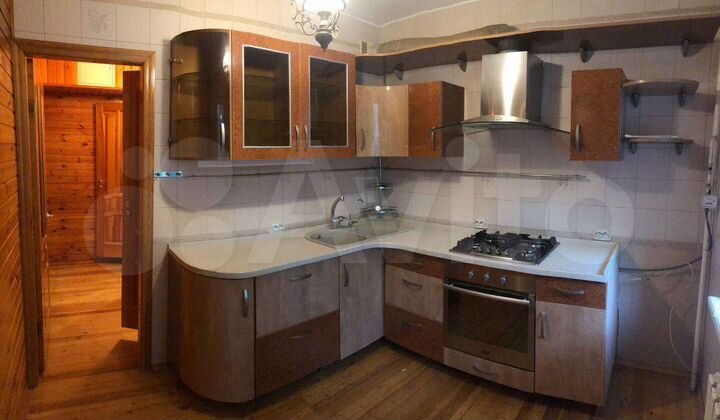 2-к. квартира, 54 м², 2/9 эт.