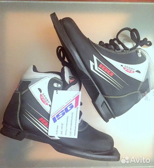 Лыжные ботинки новые на р.37