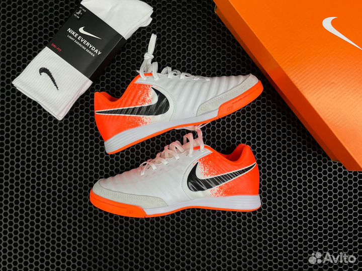 Футзалки nike tiempo х