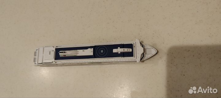 Модель корабля