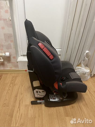 Автомобильное кресло siger 9-18 с isofix