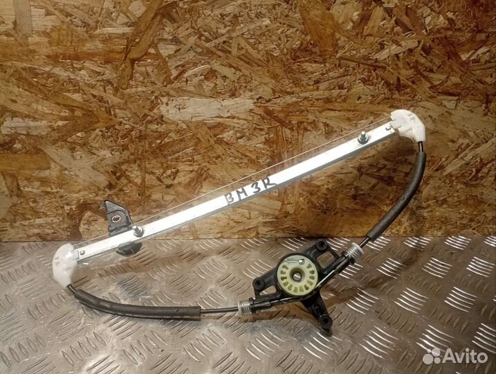 Стеклоподъёмник задний правый Mazda 3 BM