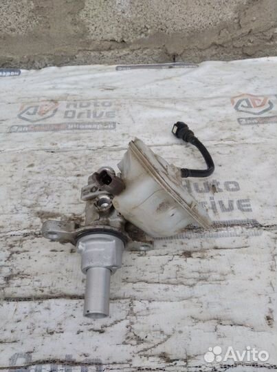 Главный тормозной цилиндр Peugeot 308 1.6 2008