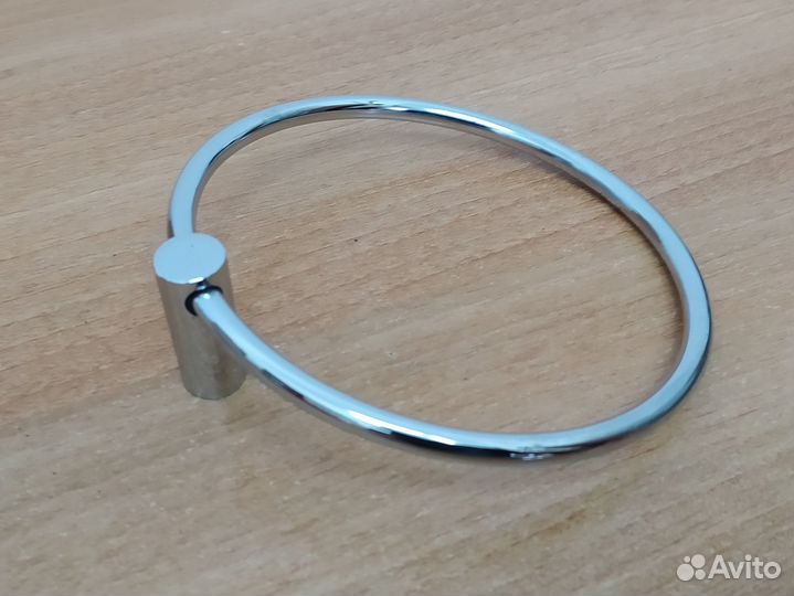 Держатель для полотенец кольцом