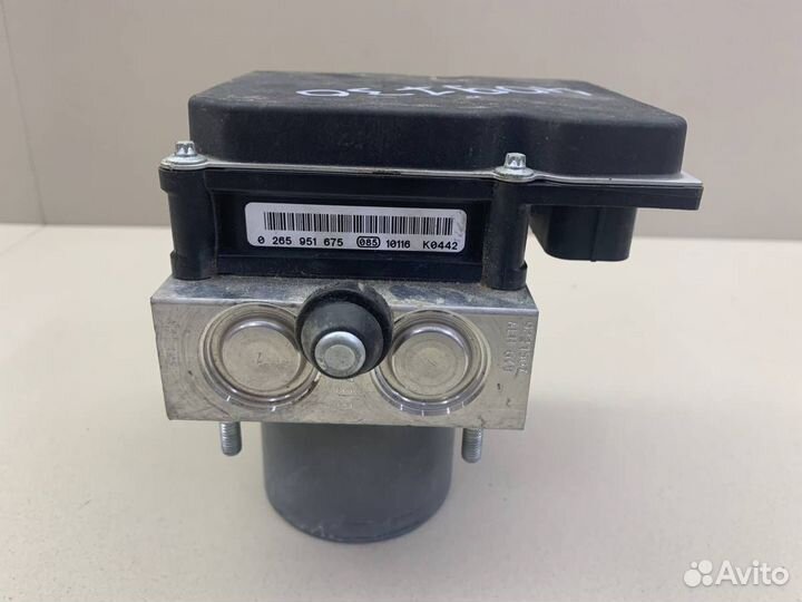 Блок управления тормозами/насос ABS Land Rover Dis