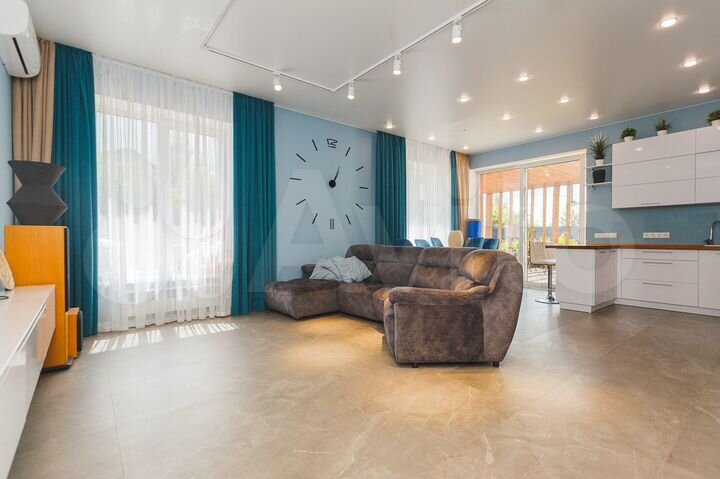 Дом 147,7 м² на участке 6,4 сот.