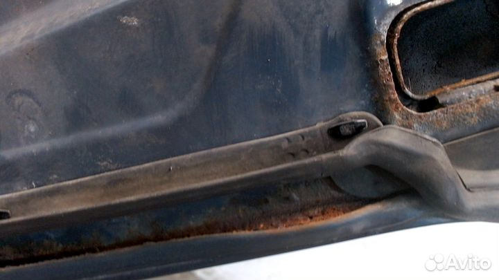 Капот Mitsubishi Grandis, 2006