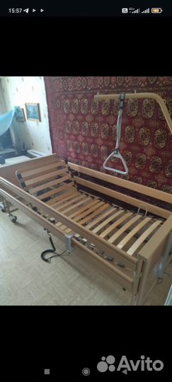 Медицинская кровать