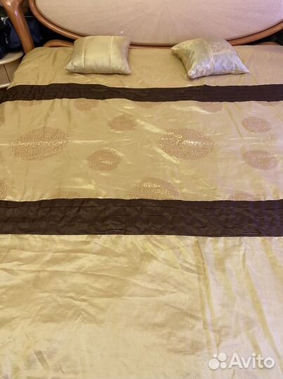 Покрывало на кровать