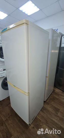 Холодильник Stinol 101Q001