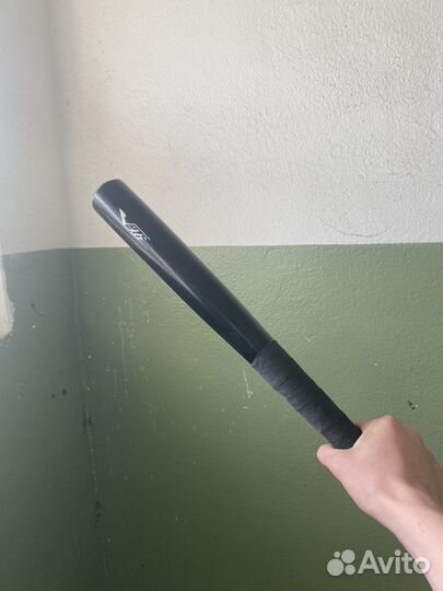 Бейсбольная бита деревянная