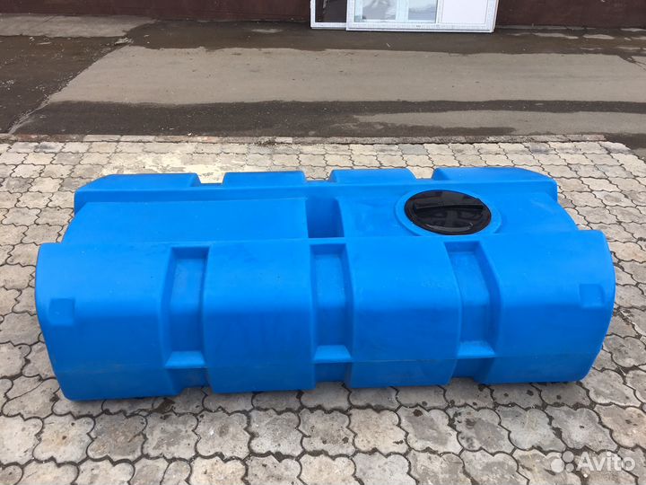 Бак для воды 1000л (авто)