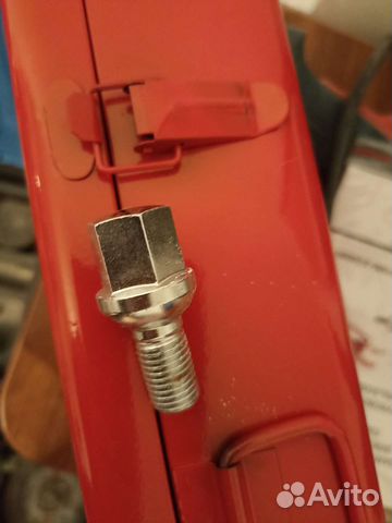 Болты колёсные на мерседес